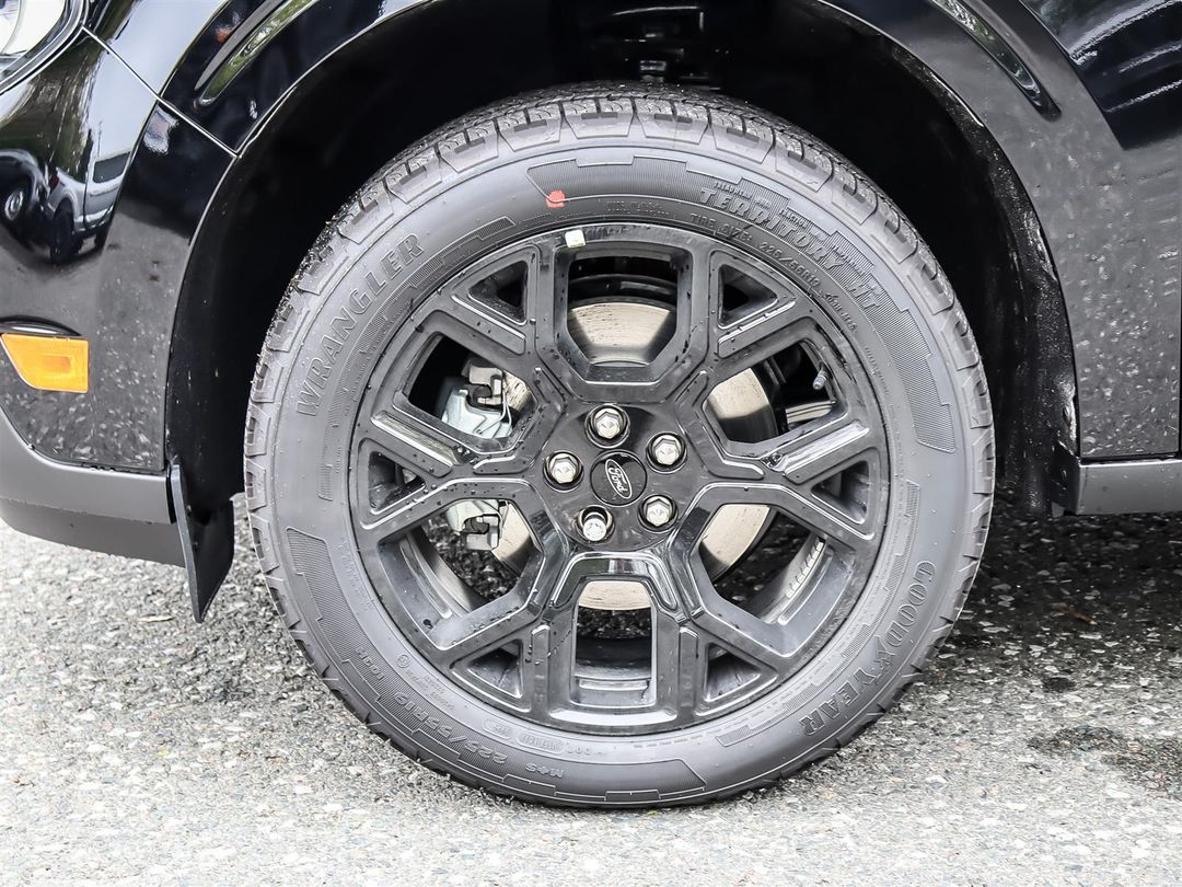 new 2025 Ford Maverick car, priced at $46,895