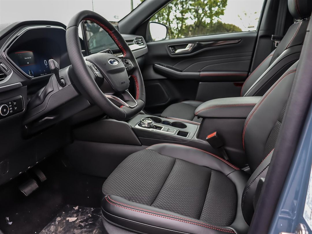 new 2025 Ford Escape car, priced at $49,044