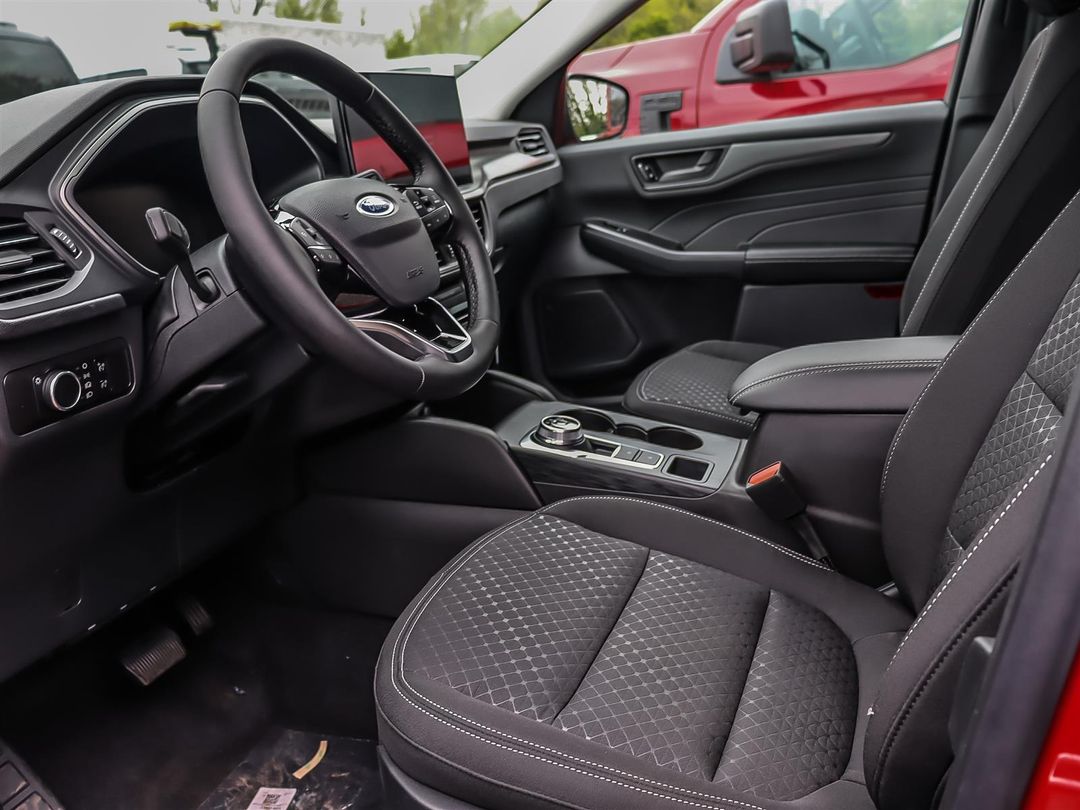 new 2025 Ford Escape car, priced at $39,444