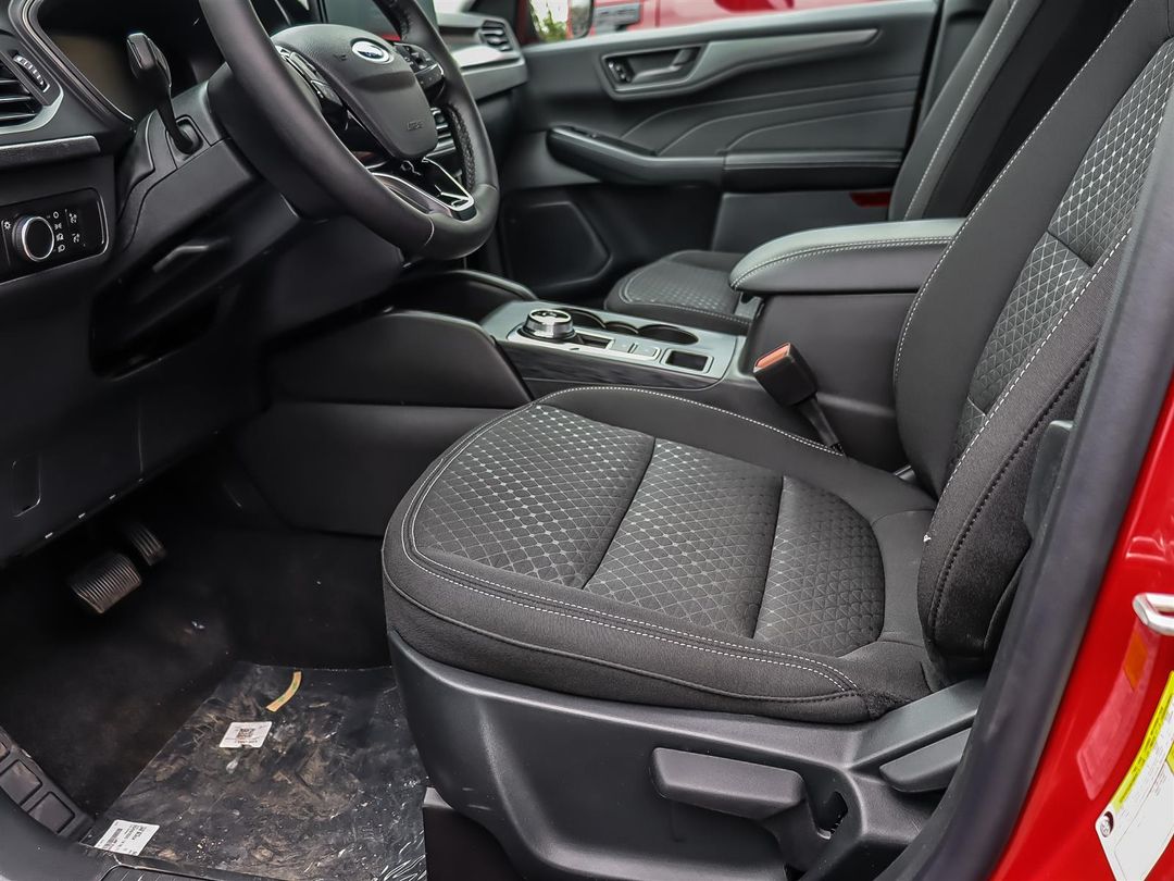 new 2025 Ford Escape car, priced at $39,444