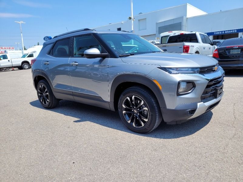 used 2023 Chevrolet TrailBlazer car, priced at $29,815