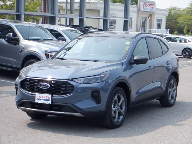new 2025 Ford Escape car, priced at $43,044