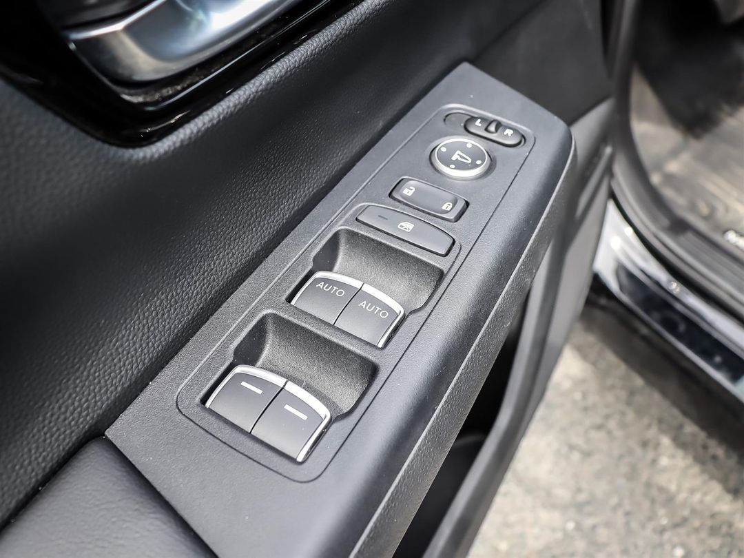 used 2024 Honda CR-V car, priced at $39,999
