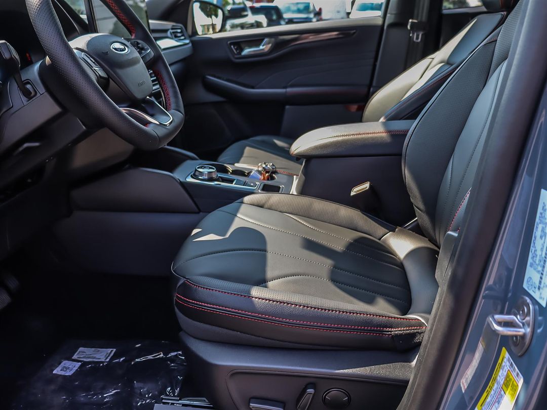 new 2025 Ford Escape car, priced at $48,094