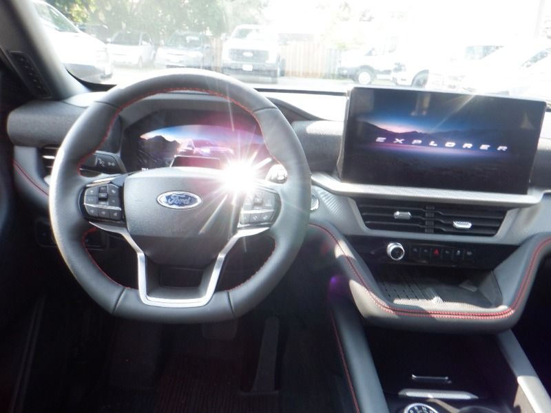 new 2025 Ford Explorer car, priced at $65,615