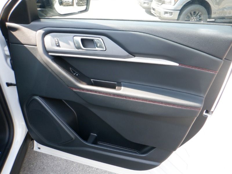 new 2025 Ford Explorer car, priced at $65,615