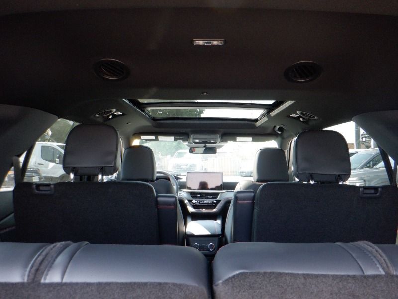 new 2025 Ford Explorer car, priced at $65,615