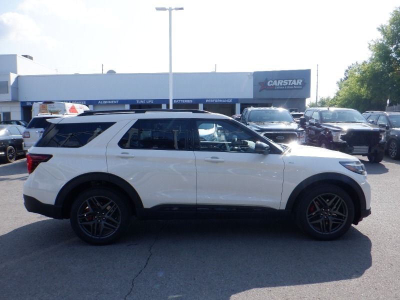 new 2025 Ford Explorer car, priced at $65,615