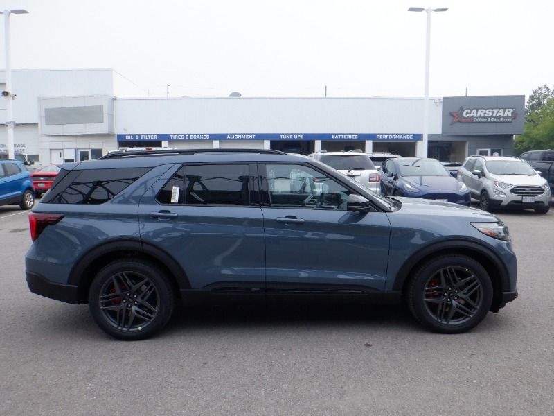 new 2025 Ford Explorer car, priced at $72,780