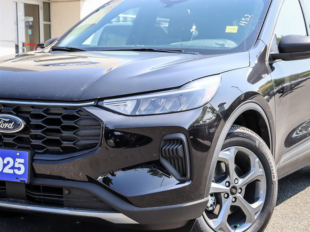new 2025 Ford Escape car, priced at $39,694