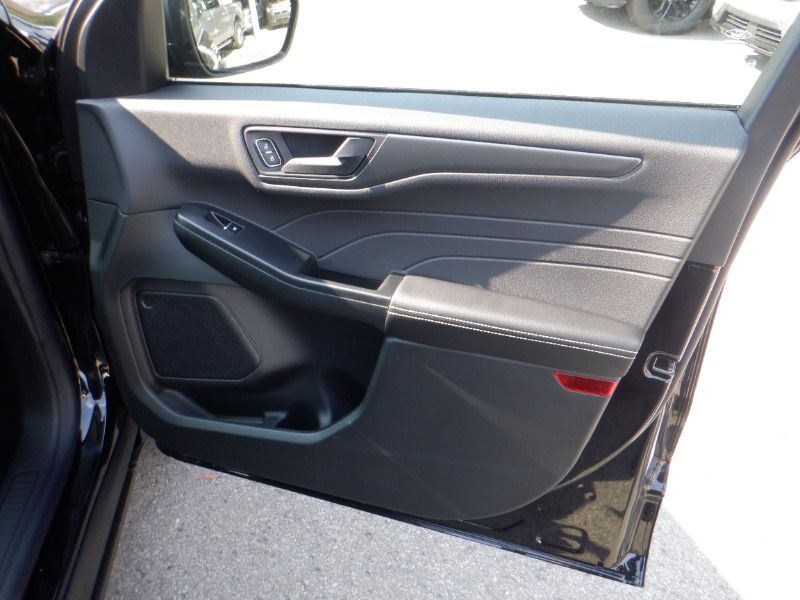 new 2025 Ford Escape car, priced at $39,194