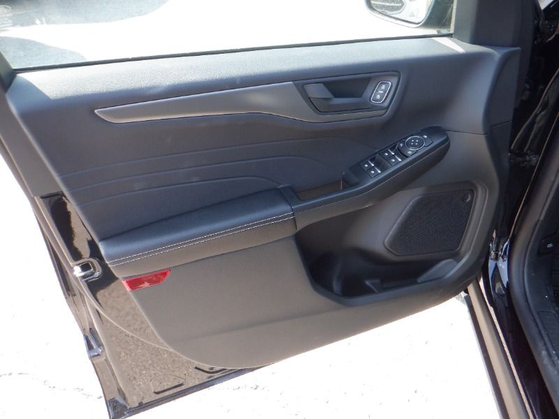 new 2025 Ford Escape car, priced at $39,194