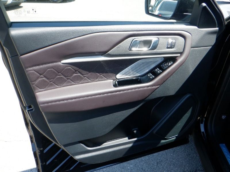 new 2025 Ford Explorer car, priced at $66,030