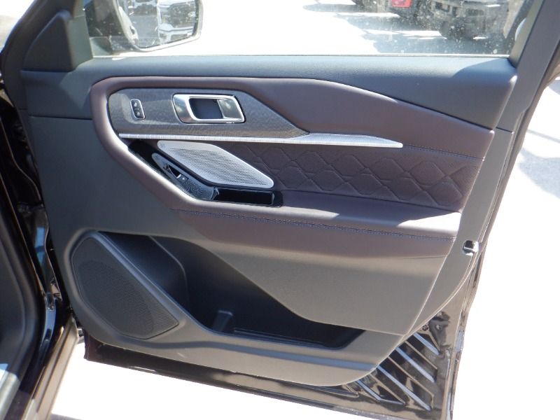 new 2025 Ford Explorer car, priced at $66,030