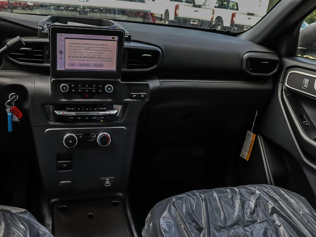 new 2025 Ford Police Interceptor Utility car, priced at $68,458