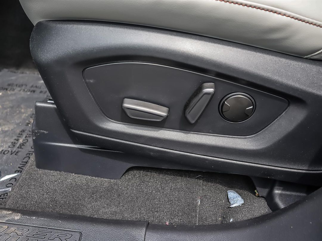 new 2025 Ford Explorer car, priced at $58,430