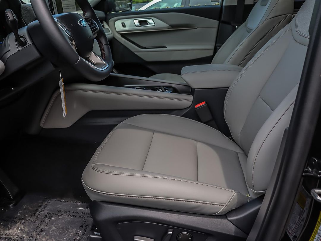 new 2025 Ford Explorer car, priced at $58,430