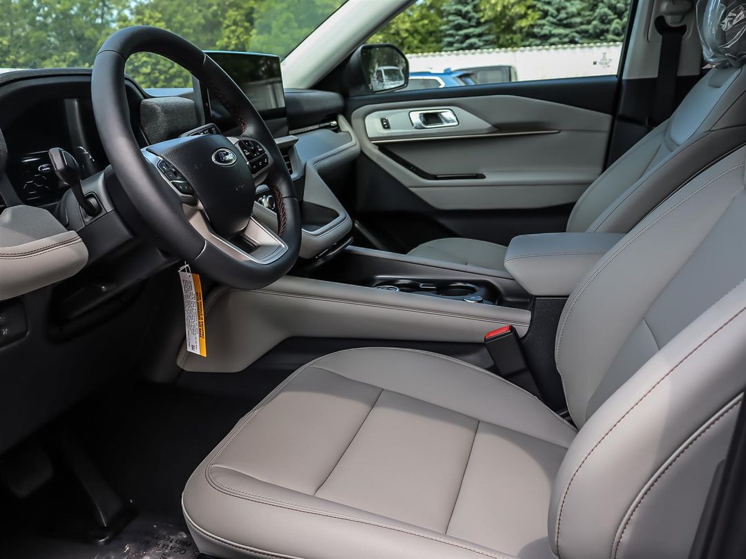 new 2025 Ford Explorer car, priced at $57,380