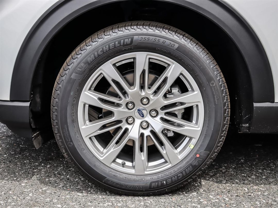 new 2025 Ford Explorer car, priced at $57,380