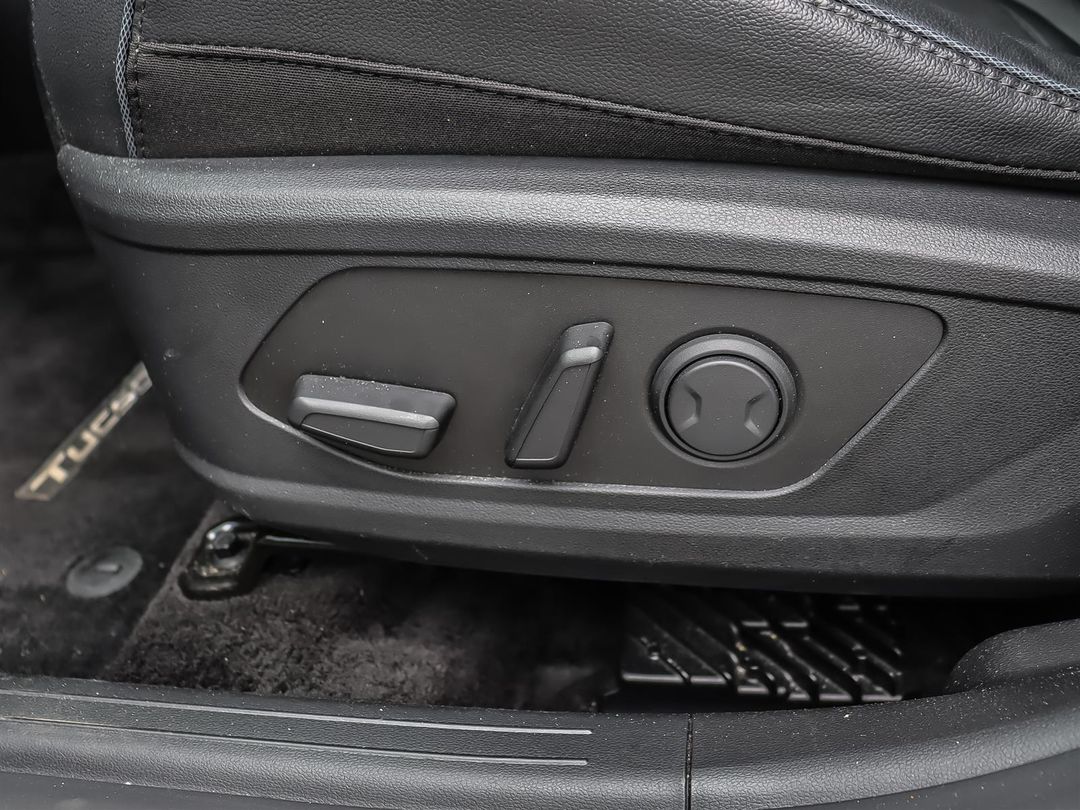 used 2024 Hyundai Tucson Hybrid car, priced at $40,999