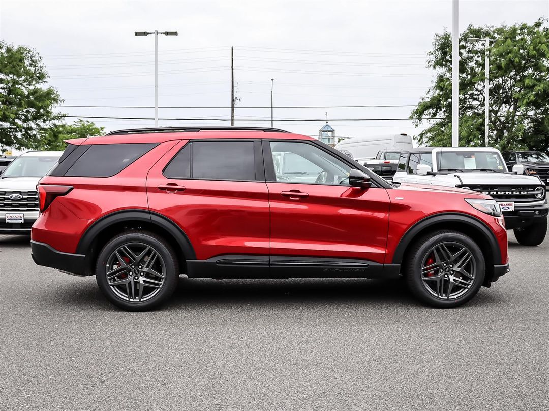 new 2025 Ford Explorer car, priced at $65,030