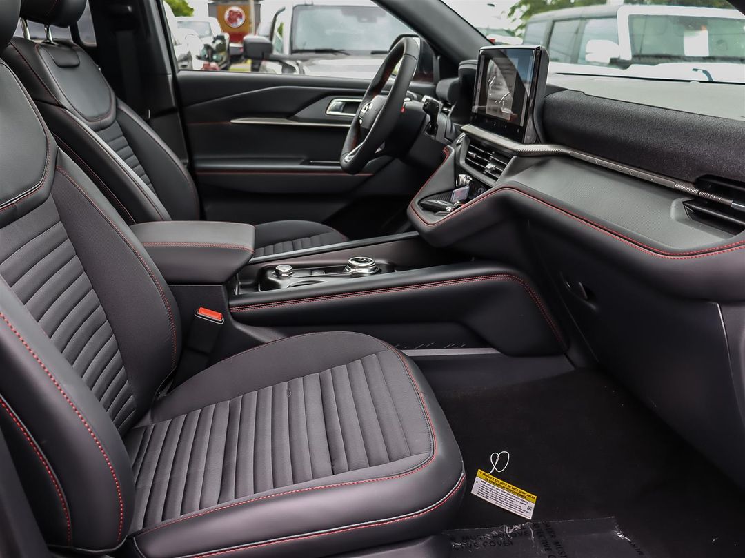 new 2025 Ford Explorer car, priced at $65,030