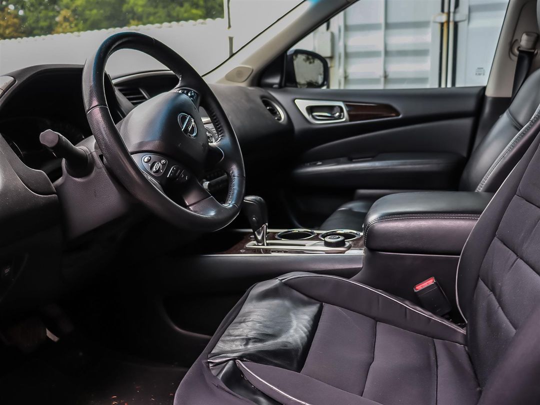 used 2016 Nissan Pathfinder car