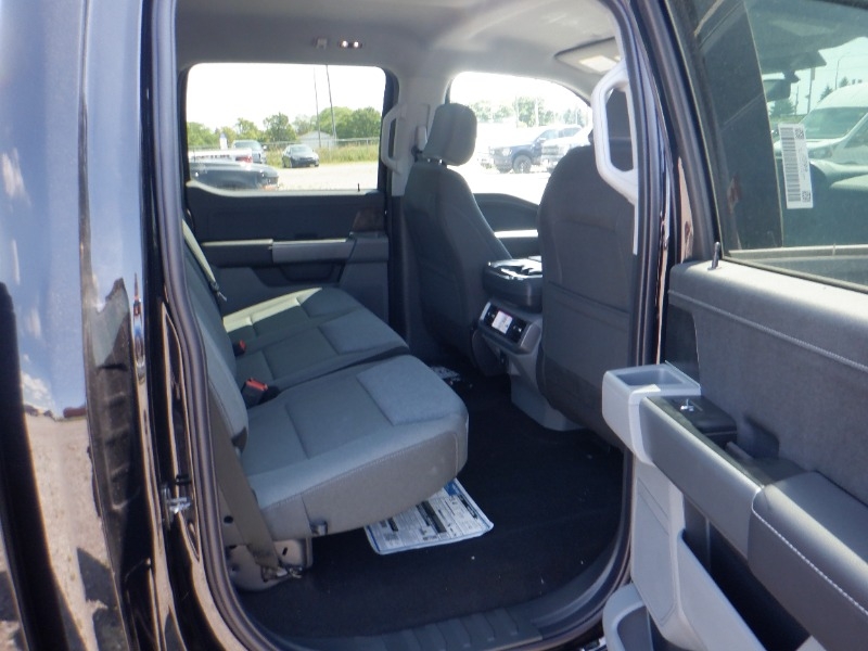 new 2025 Ford F-150 Lightning car, priced at $62,419