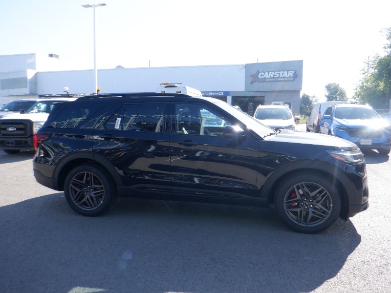 new 2025 Ford Explorer car, priced at $66,643