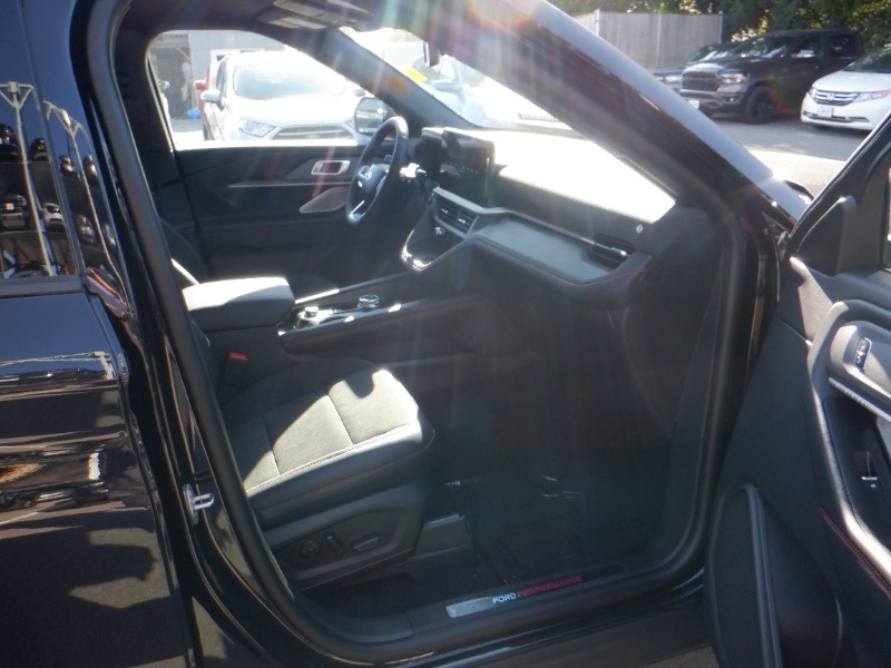 new 2025 Ford Explorer car, priced at $66,643