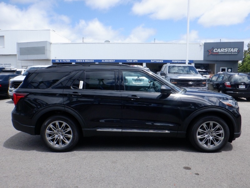 new 2025 Ford Explorer car, priced at $53,909