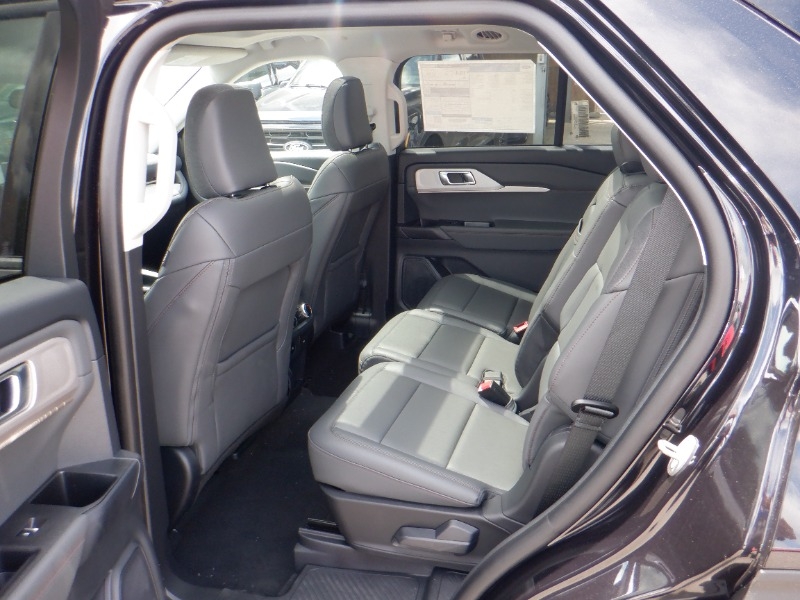 new 2025 Ford Explorer car, priced at $53,909