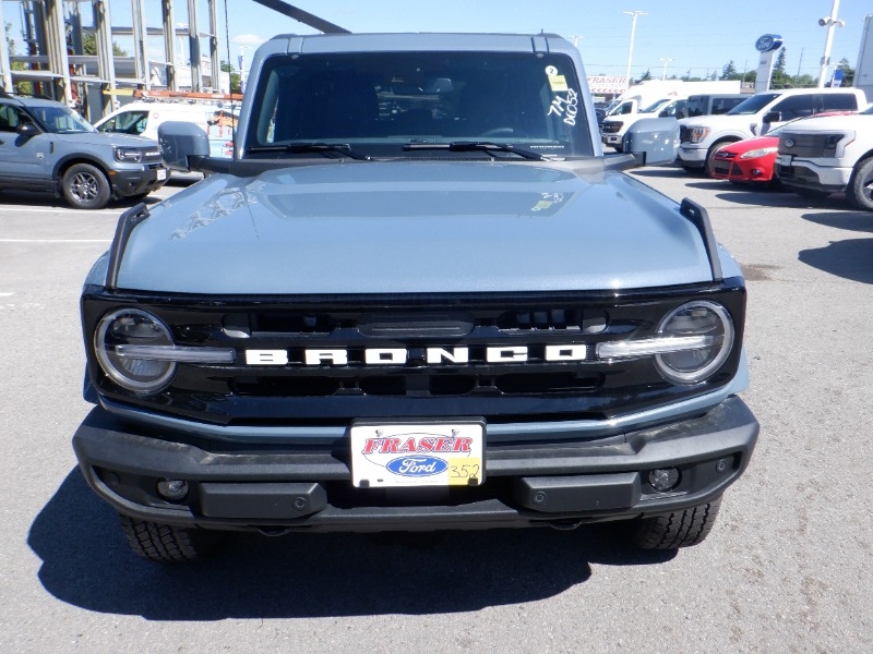 new 2025 Ford Bronco car, priced at $64,878