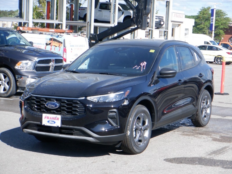 new 2025 Ford Escape car, priced at $43,444