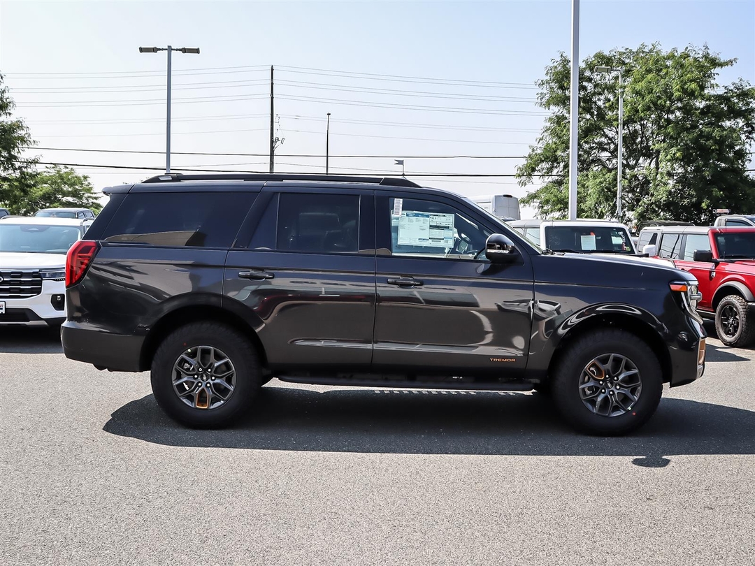 new 2025 Ford Expedition car, priced at $106,765