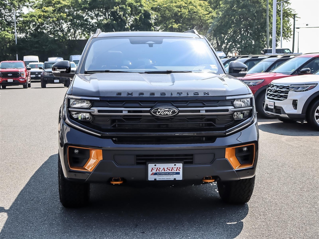 new 2025 Ford Expedition car, priced at $106,765