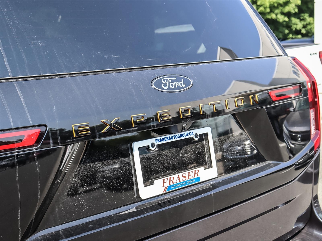 new 2025 Ford Expedition car, priced at $106,765