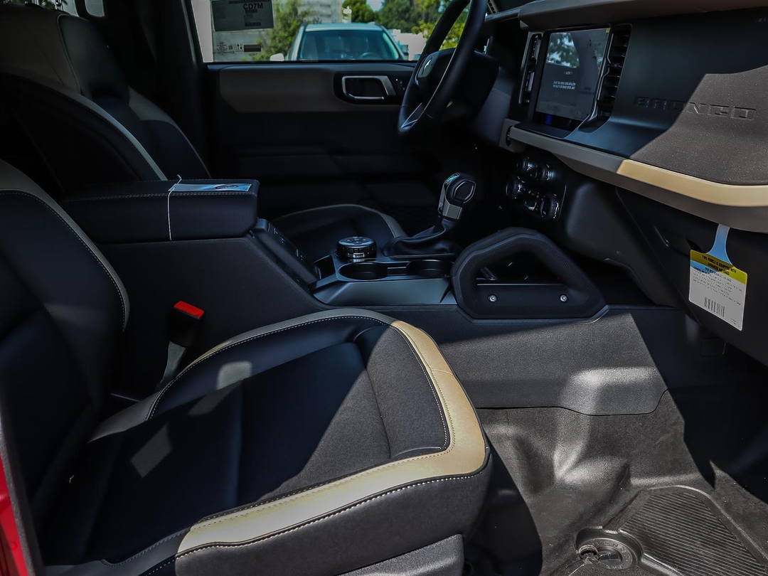 new 2025 Ford Bronco car, priced at $60,971