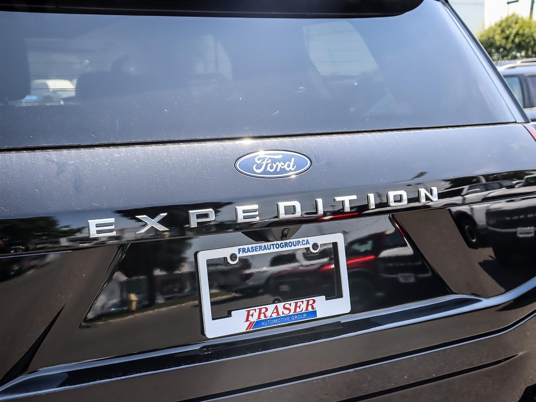 new 2025 Ford Expedition car, priced at $89,315