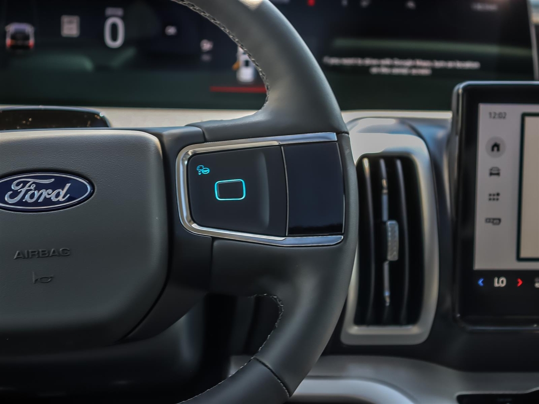 new 2025 Ford Expedition car, priced at $89,315