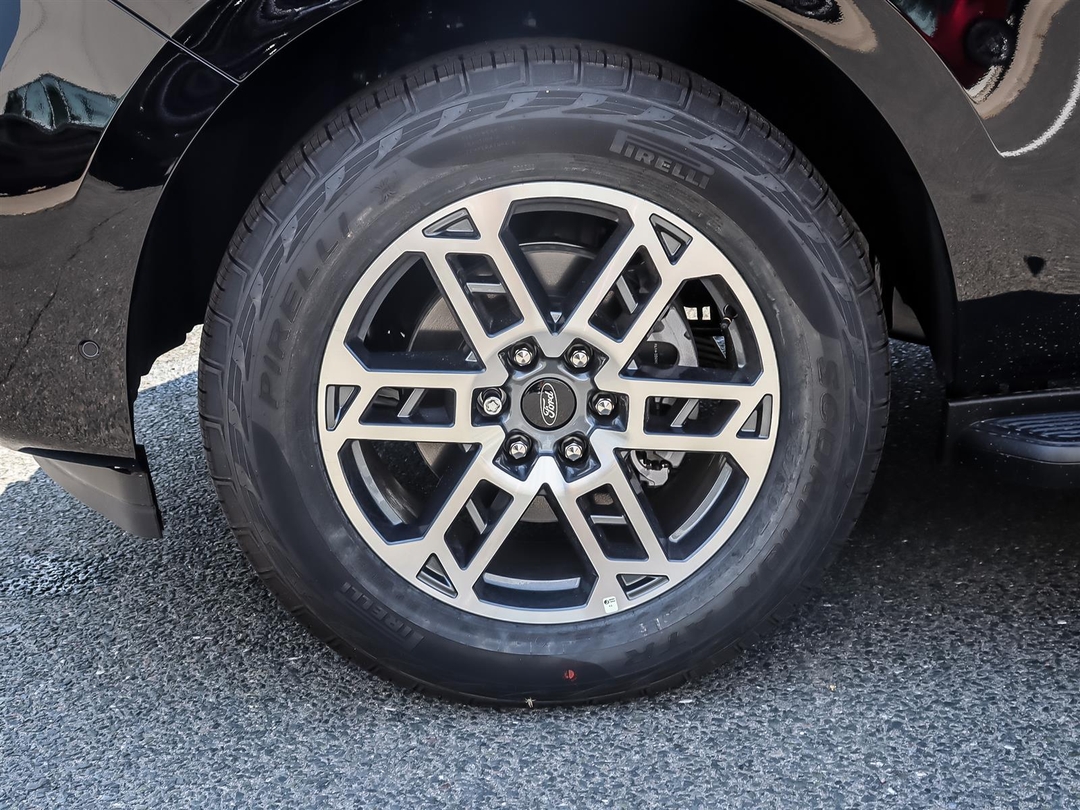 new 2025 Ford Expedition car, priced at $89,315