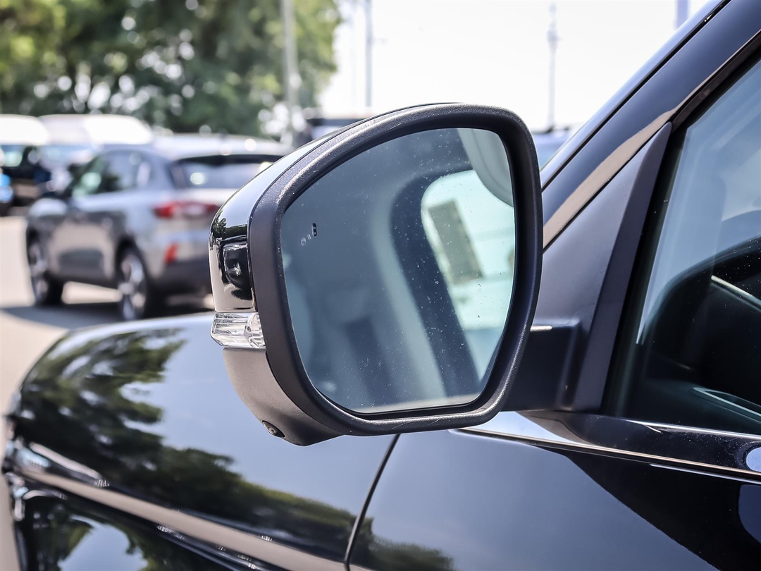 new 2025 Ford Expedition car, priced at $89,315