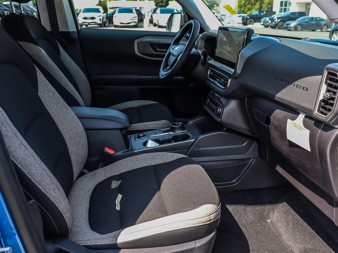 new 2025 Ford Bronco Sport car, priced at $40,900