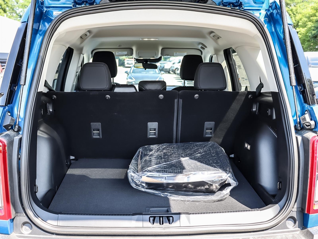 new 2025 Ford Bronco Sport car, priced at $40,900