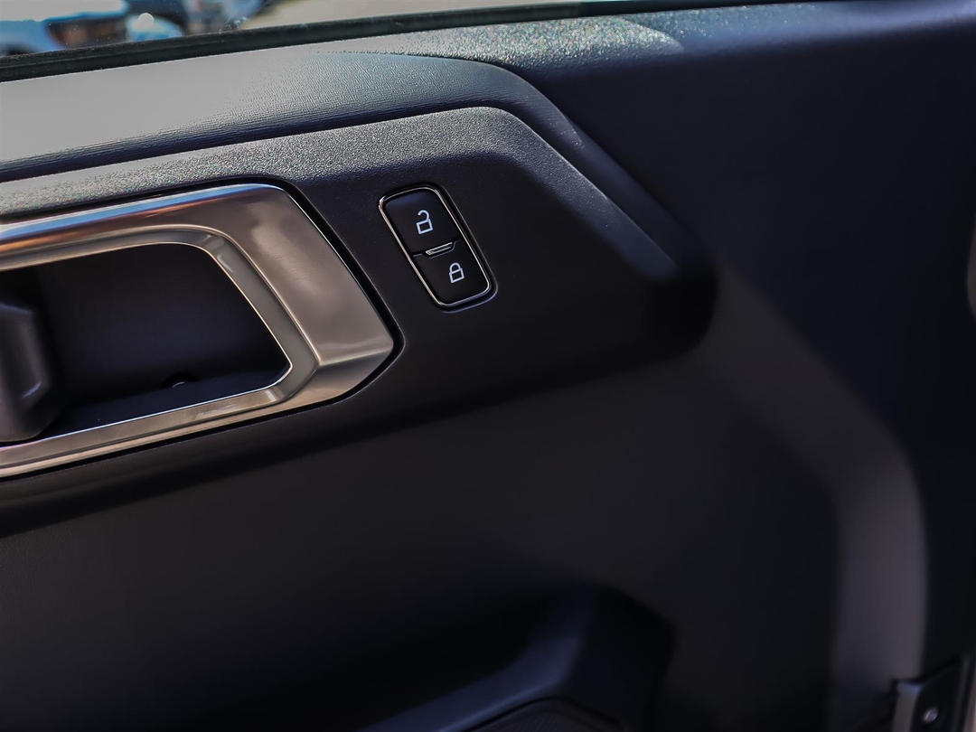 new 2025 Ford Bronco car, priced at $71,195