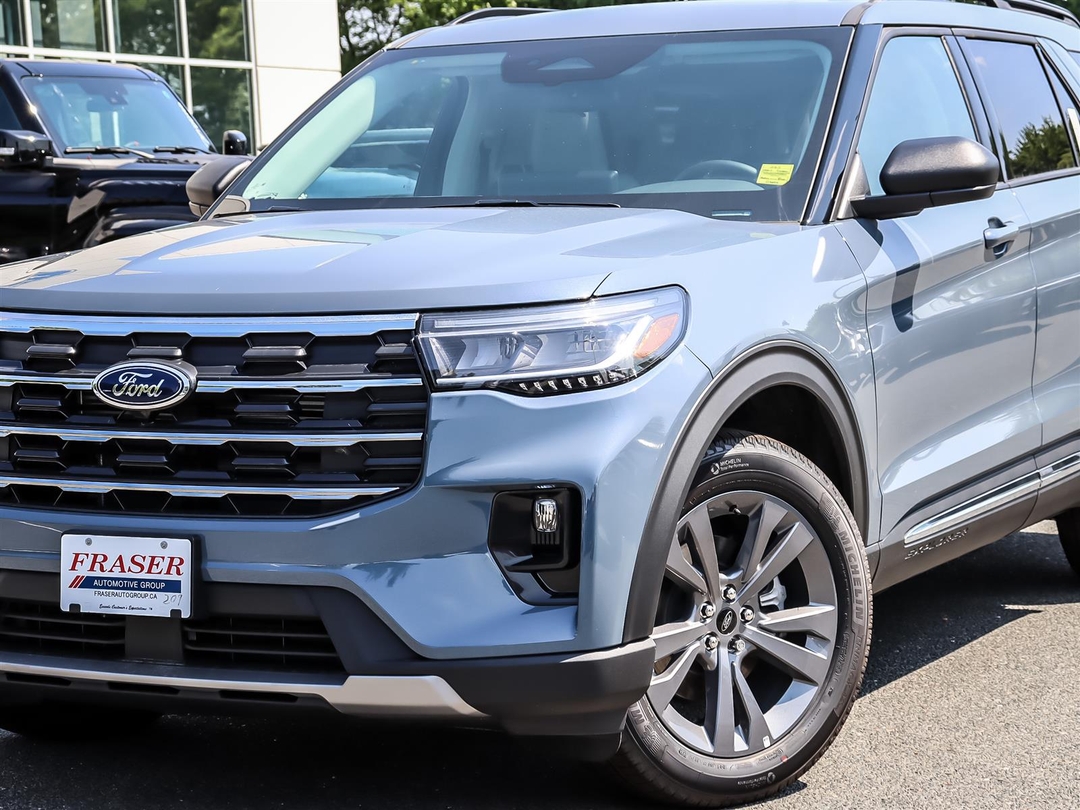 new 2025 Ford Explorer car, priced at $59,280