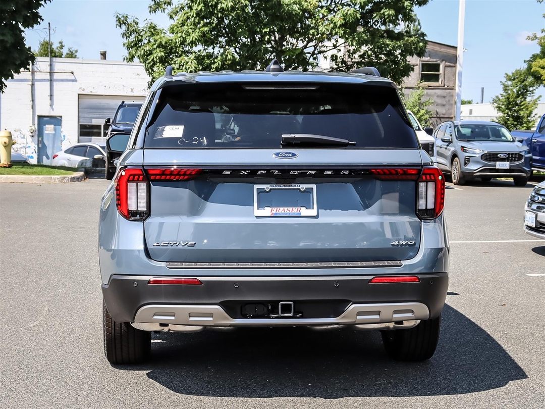 new 2025 Ford Explorer car, priced at $59,280