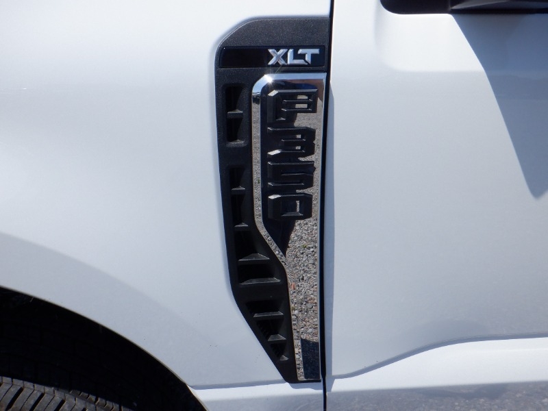 new 2025 Ford Super Duty car, priced at $80,515