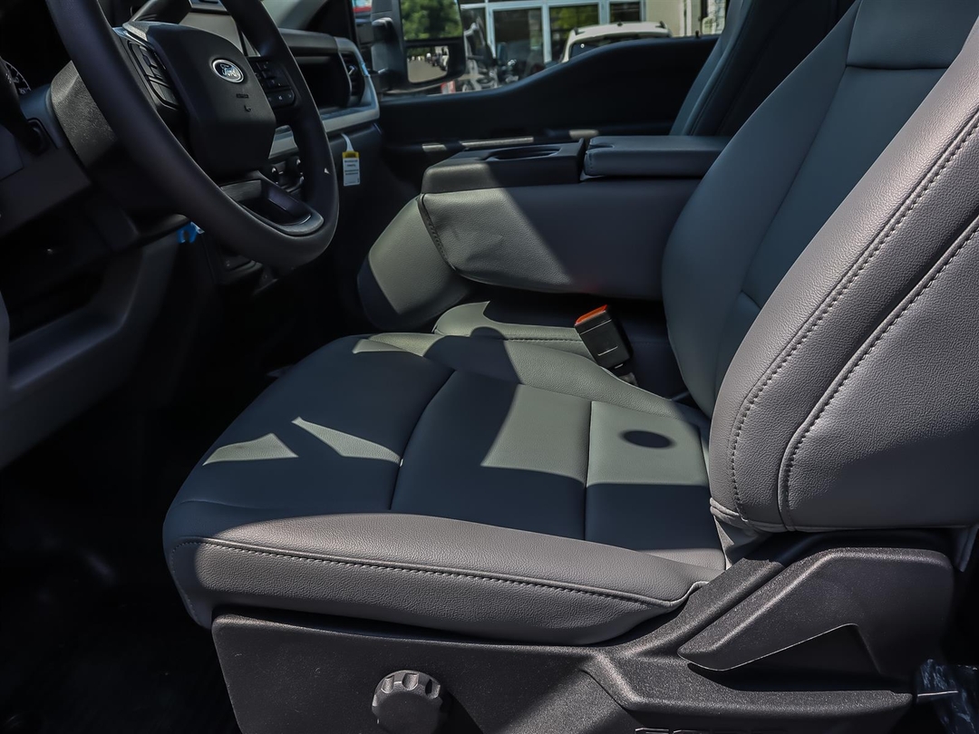new 2025 Ford Super Duty car, priced at $59,620